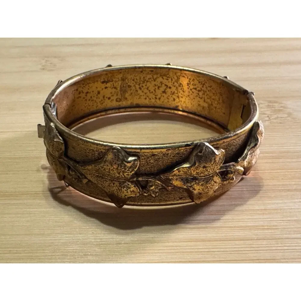 Vintage Whiting & Davis Salesman Sample Grapevine Hinged Bracelet 7in